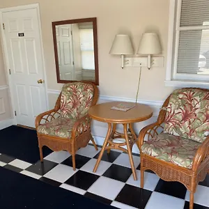 The Admiral Hotel/motel ** Ocean City